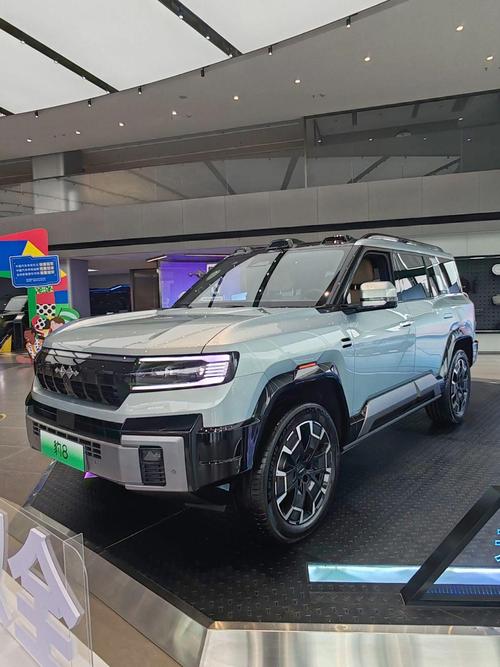 深圳249比亚迪方程豹硬派越野的爆款，英菲尼迪35周年与你共成长
